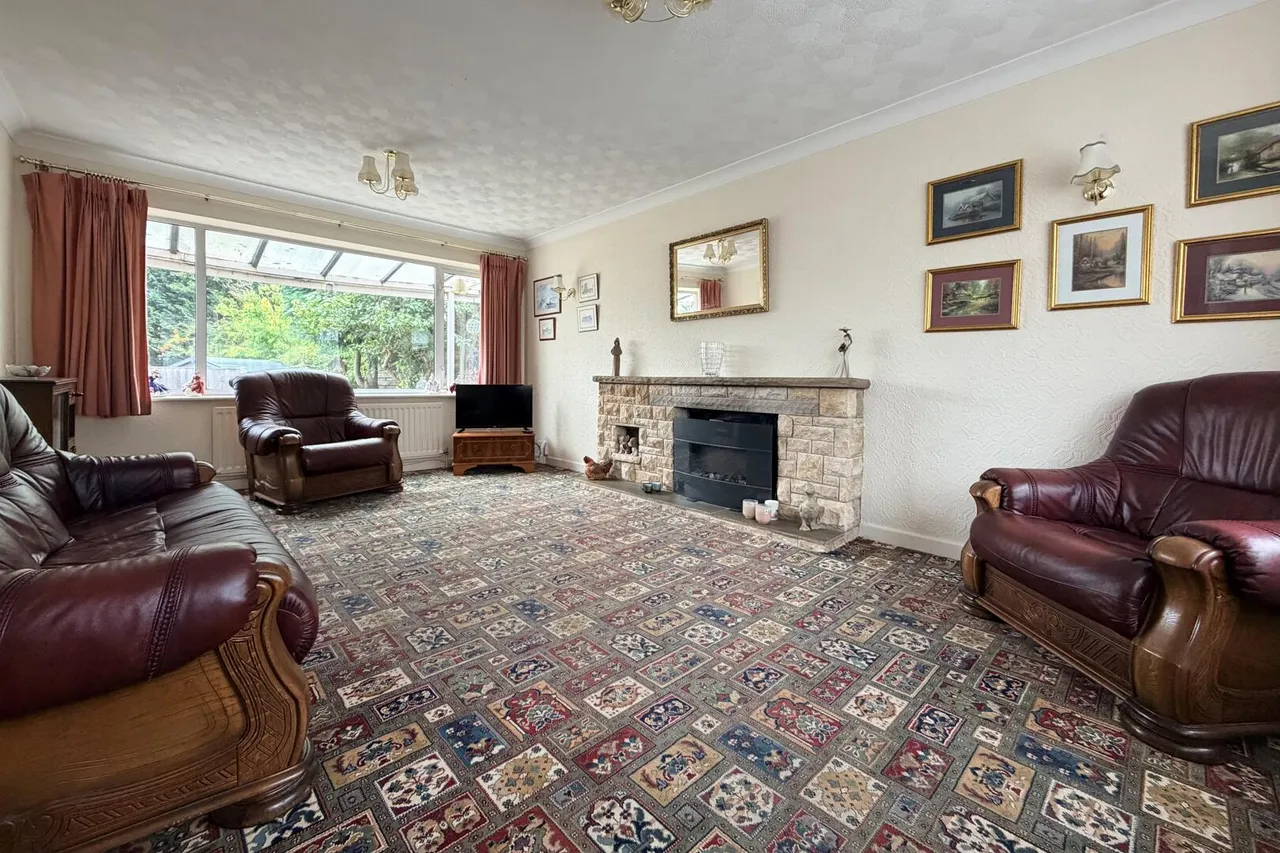 Meadowcroft, Hagley, photo 3