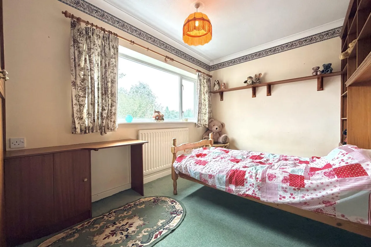 Meadowcroft, Hagley, photo 8