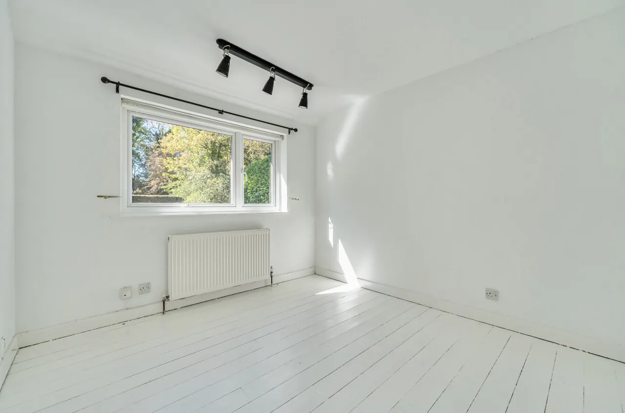 Guildford Road, Farnham, GU10 1PG, photo 18