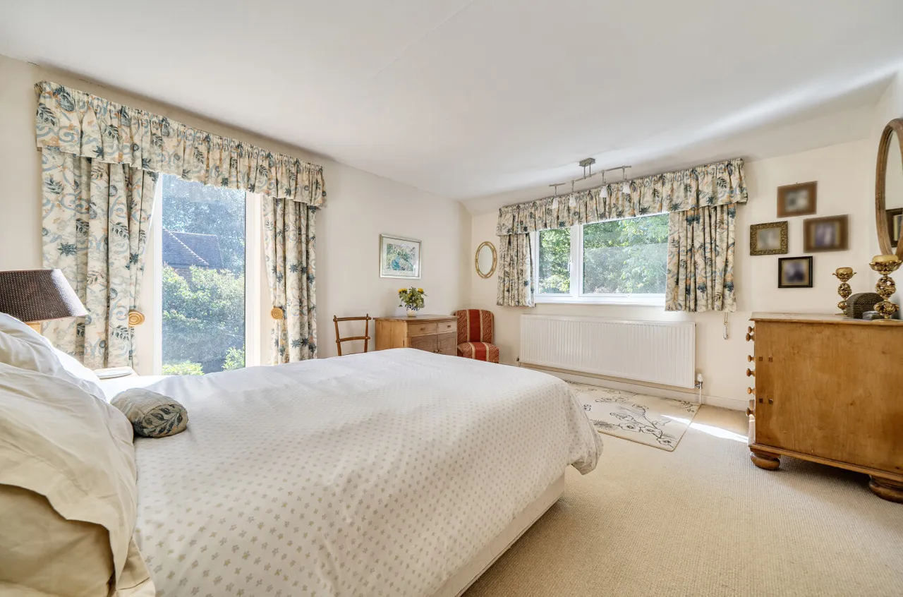 Guildford Road, Farnham, GU10 1PG, photo 16