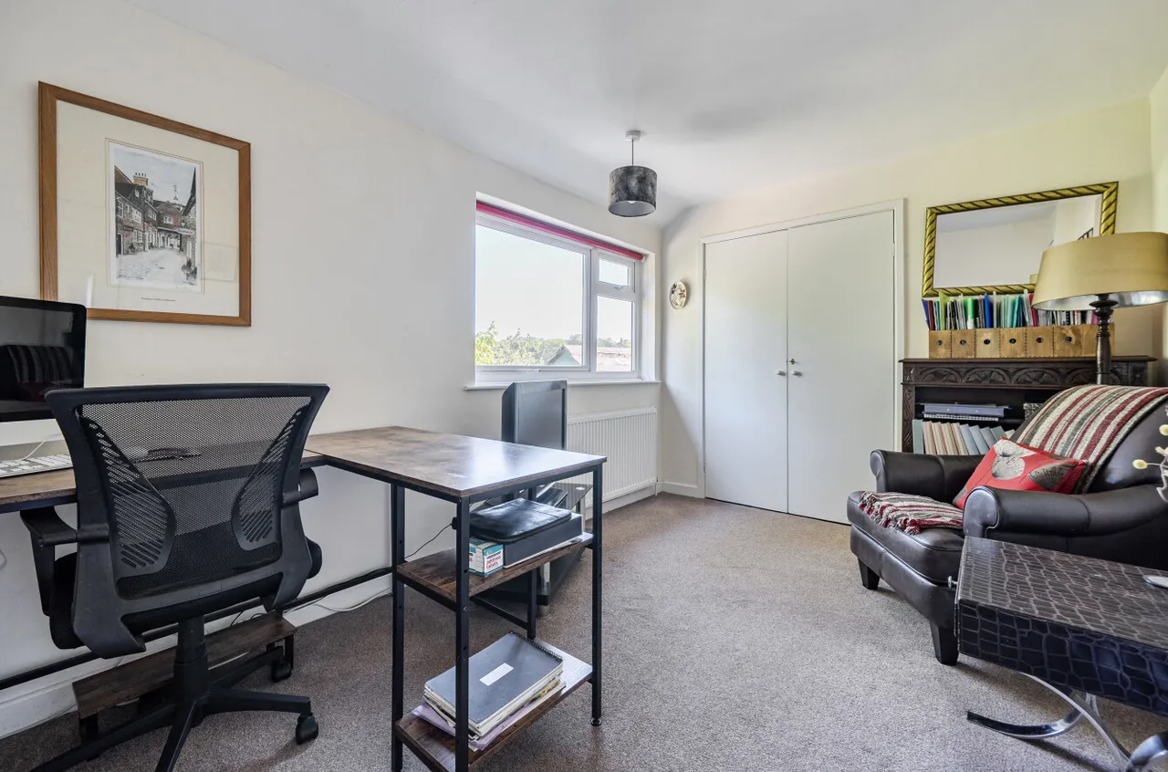 Guildford Road, Farnham, GU10 1PG, photo 22