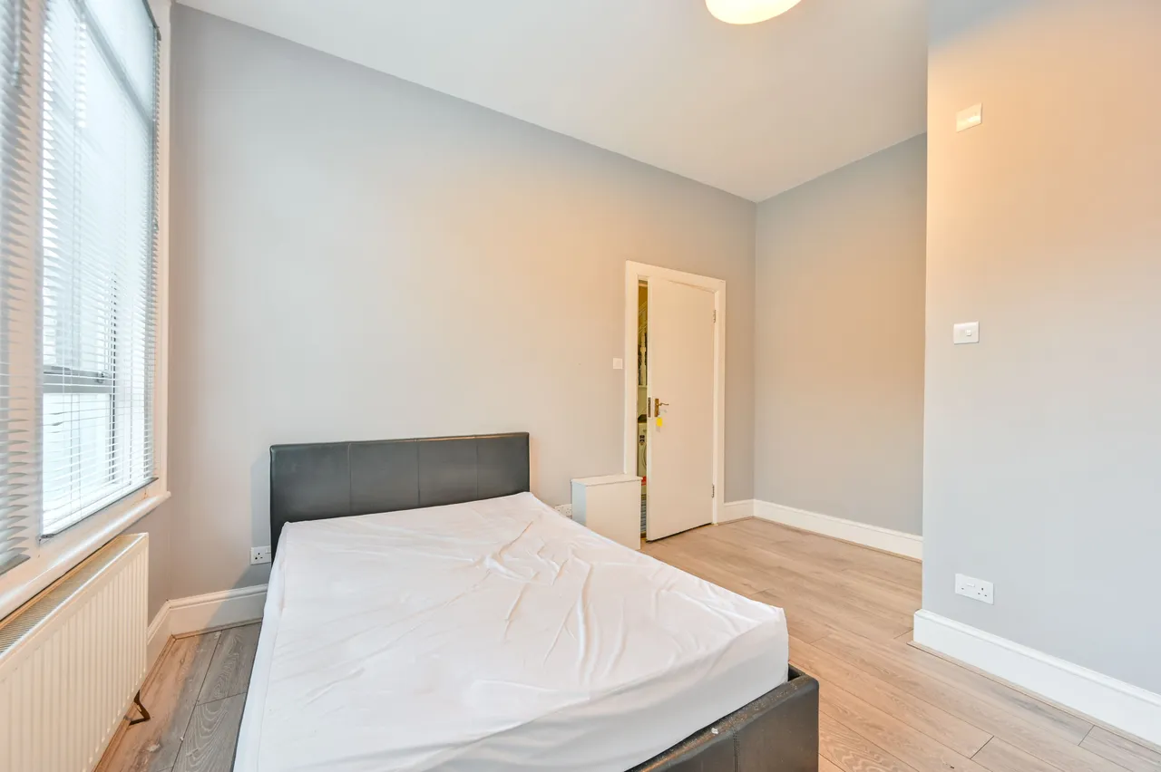 31 Cedar Road & Land At The Back Of 23 Ivy Road, London, photo 7