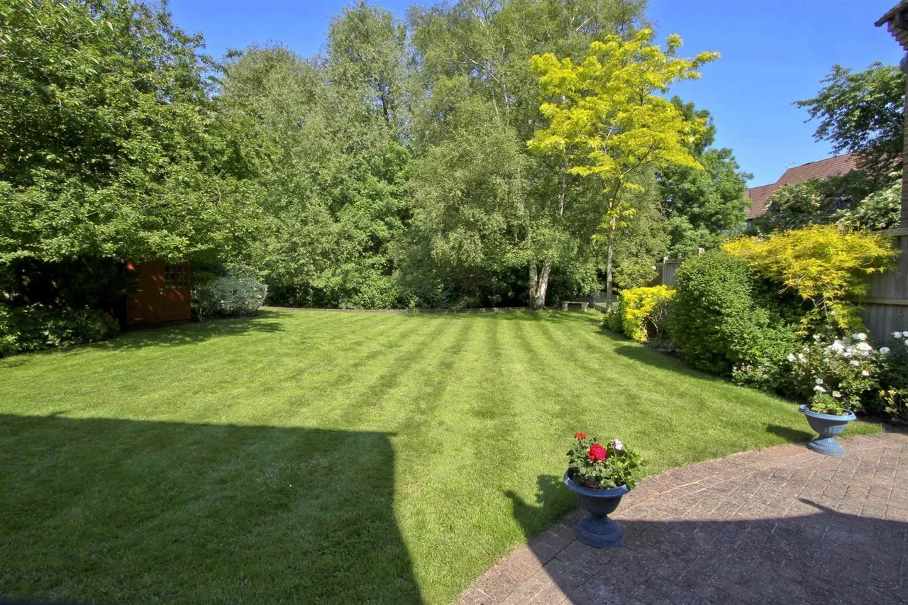 Money Lane, West Drayton, UB7, photo 6