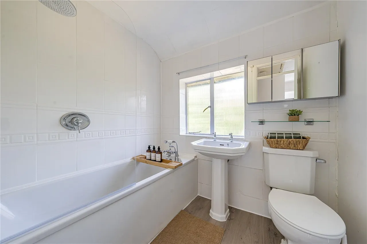 Money Lane, West Drayton, UB7, photo 13