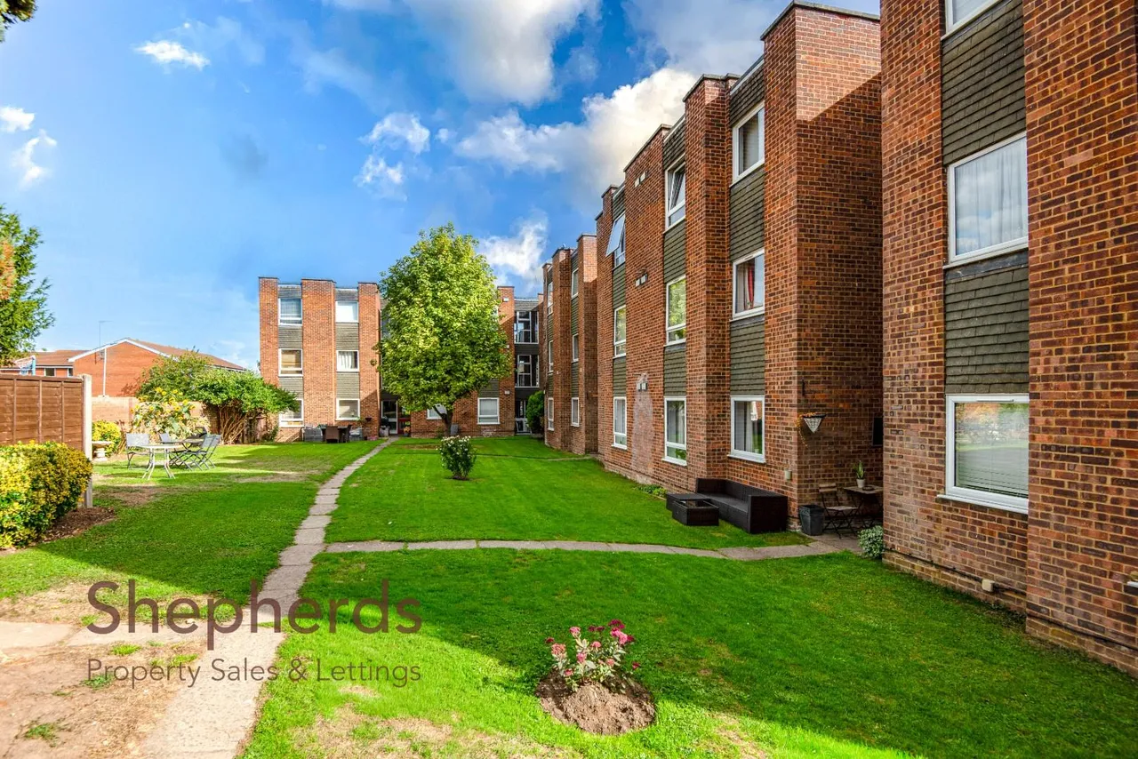 Buryholme, Broxbourne, EN10, photo 15