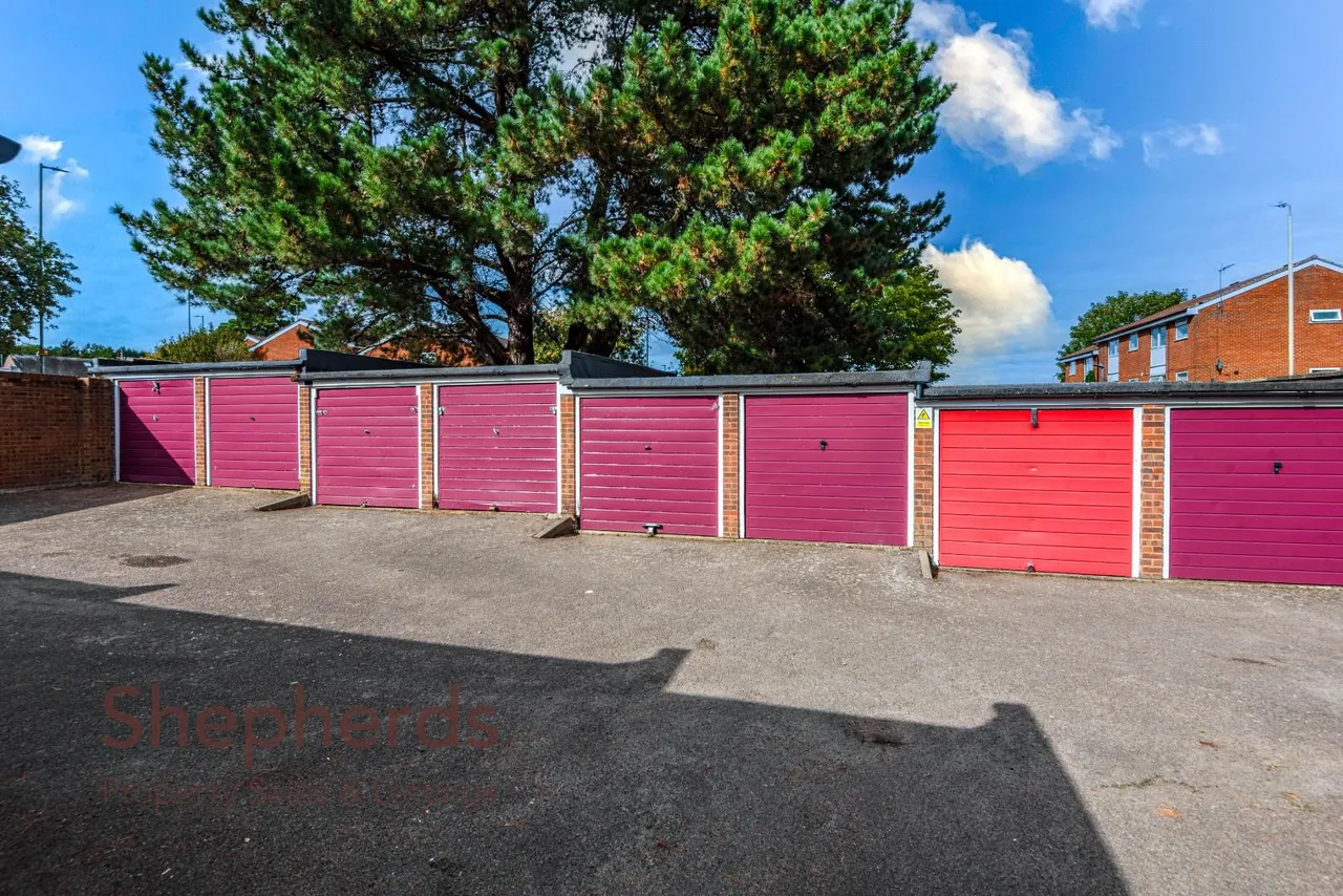 Buryholme, Broxbourne, EN10, photo 14