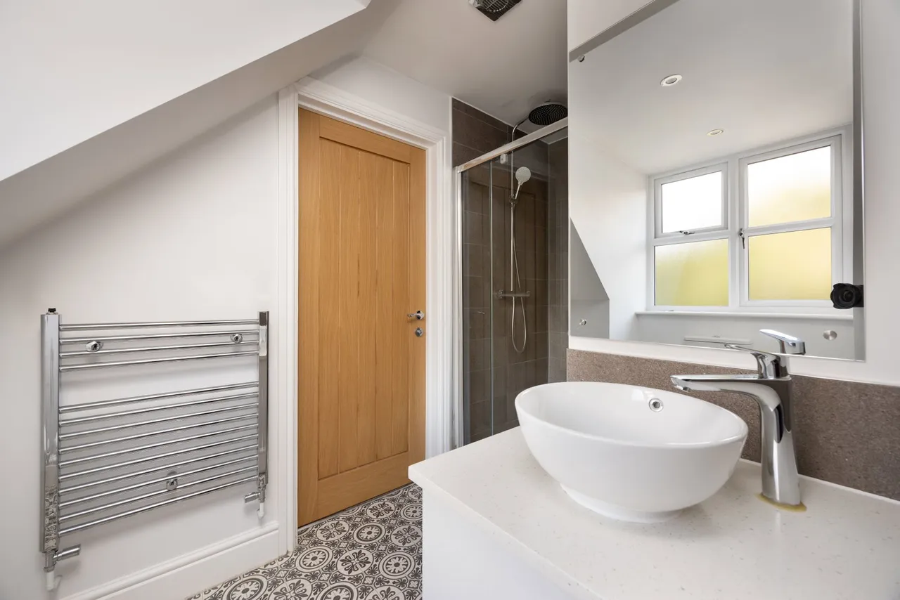 Neston Gardens, Neston, SN13, photo 32