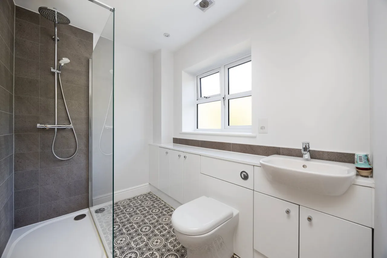 Neston Gardens, Neston, SN13, photo 27