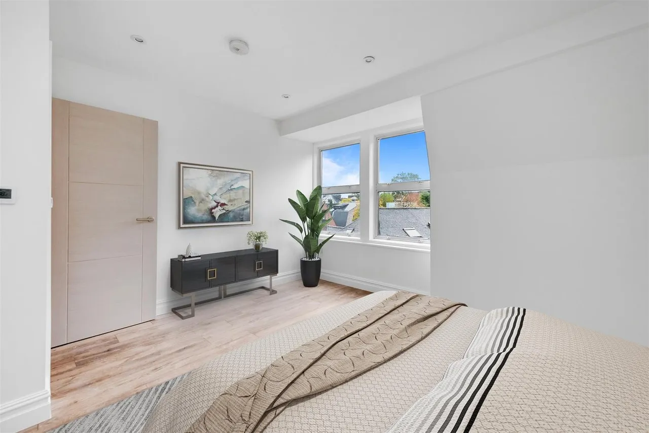 Glenmore Road, London NW3 4DB, photo 8
