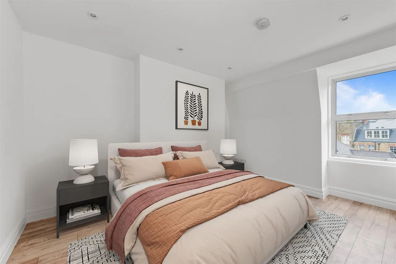 Glenmore Road, London NW3 4DB, photo 5