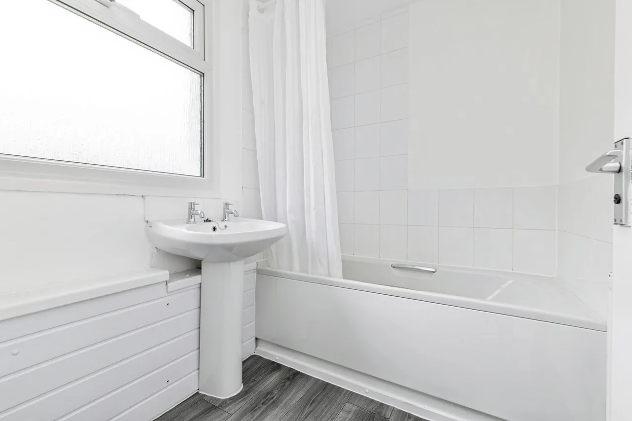 Essex Close, Catterick Garrison, North Yorkshire, DL9, photo 10