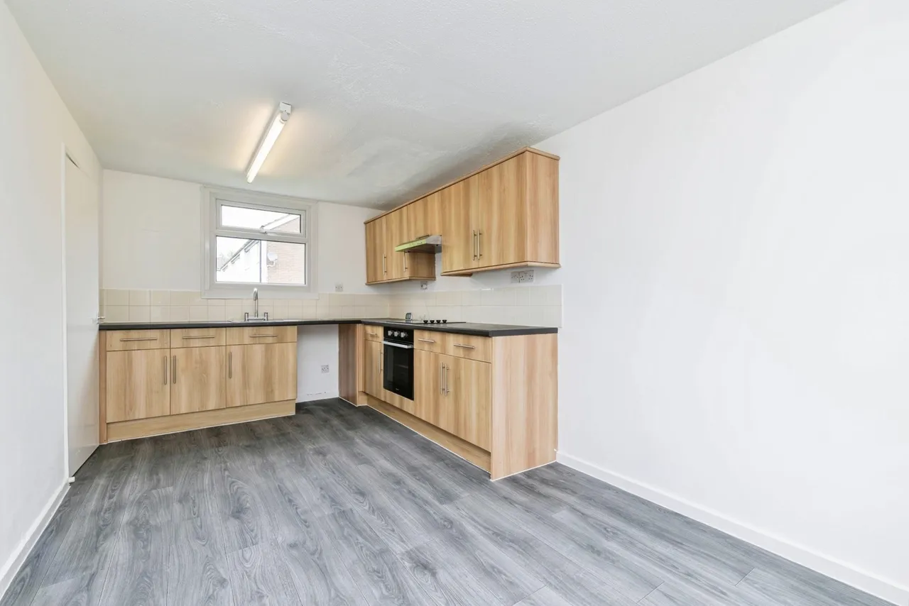 Essex Close, Catterick Garrison, North Yorkshire, DL9, photo 3
