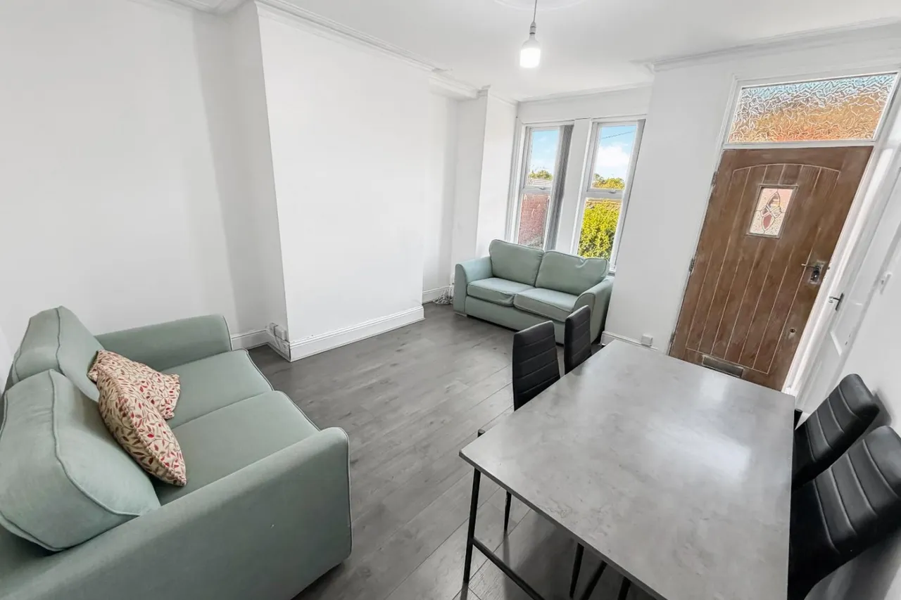 Florence Avenue, Leeds, LS9, photo 2