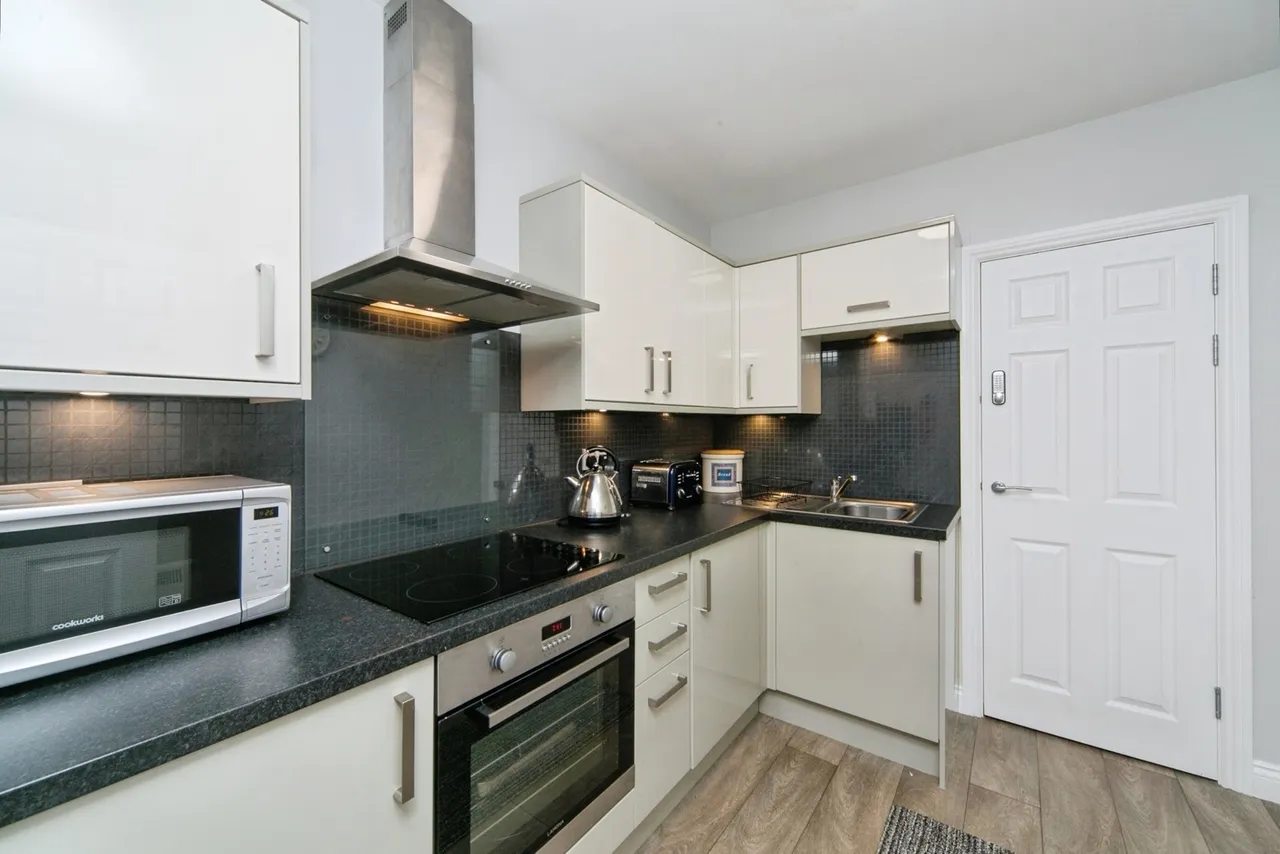 Augusta Street, Llandudno, LL30, photo 4