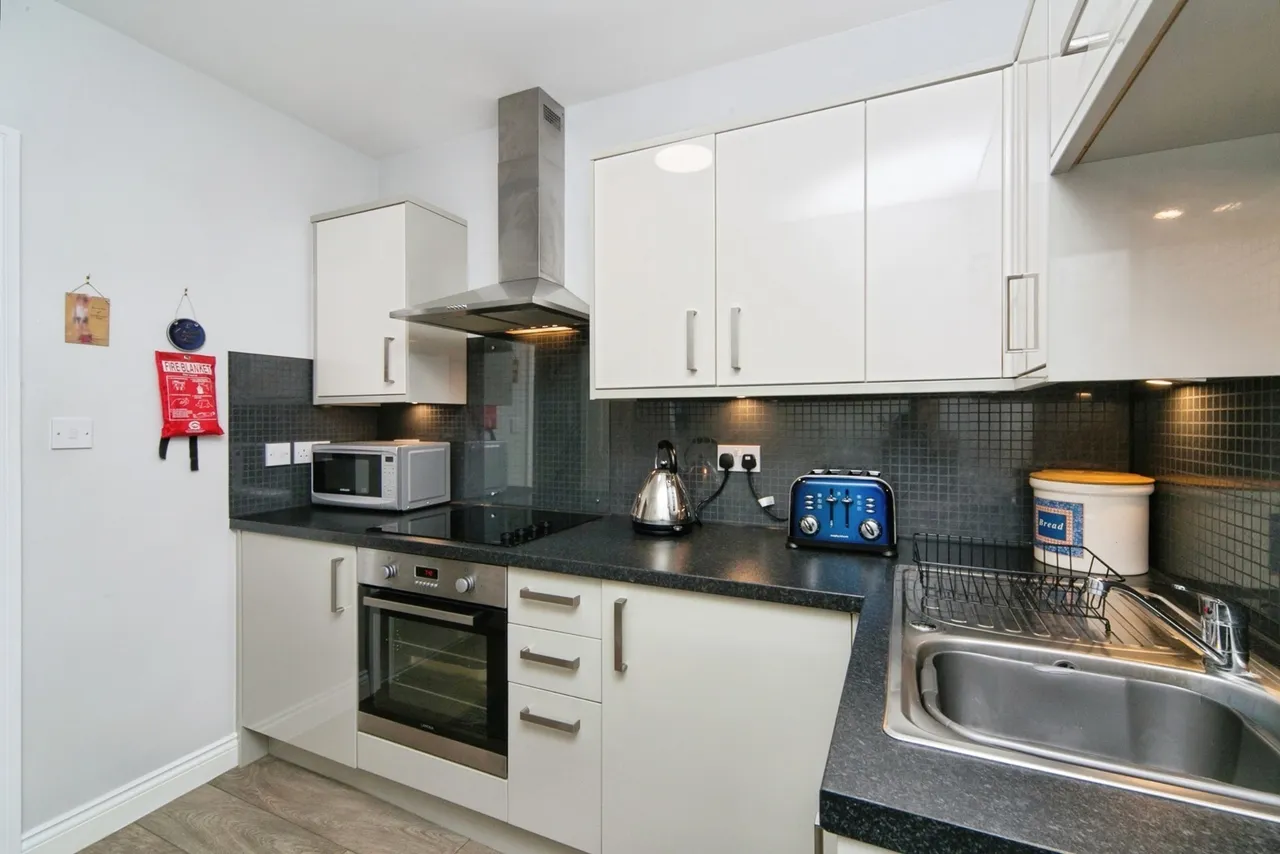 Augusta Street, Llandudno, LL30, photo 5