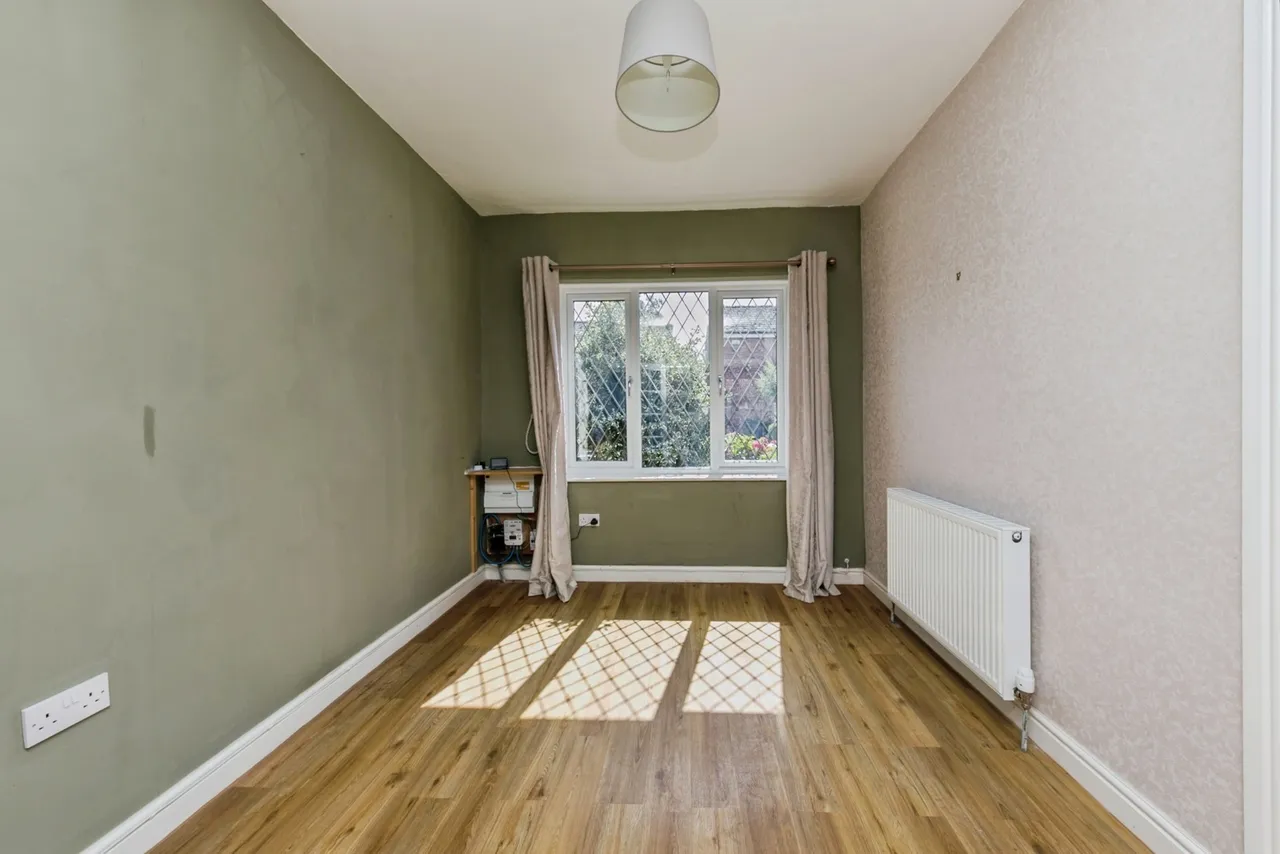 Grange Road, Macclesfield, Cheshire, SK11, photo 3