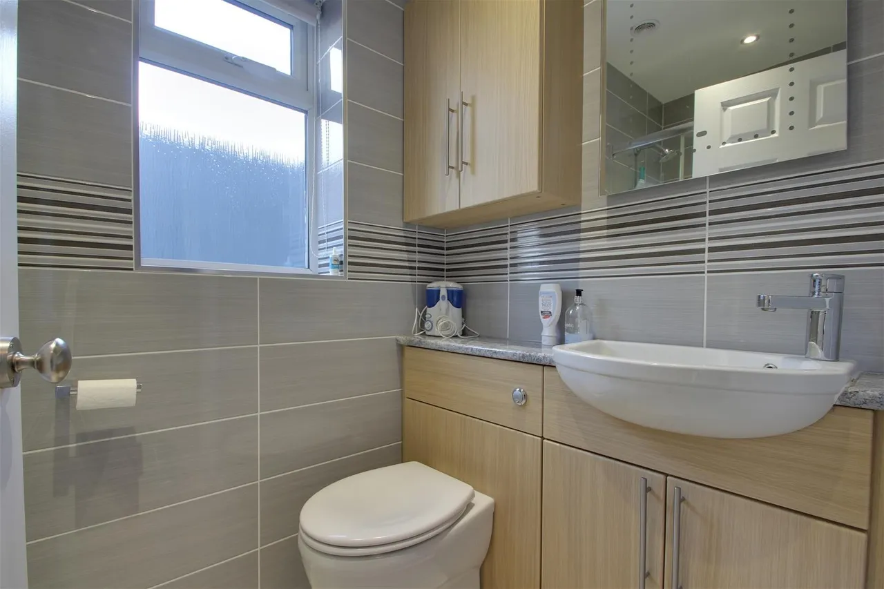 Alinora Crescent, Goring-By-Sea, Worthing, photo 12