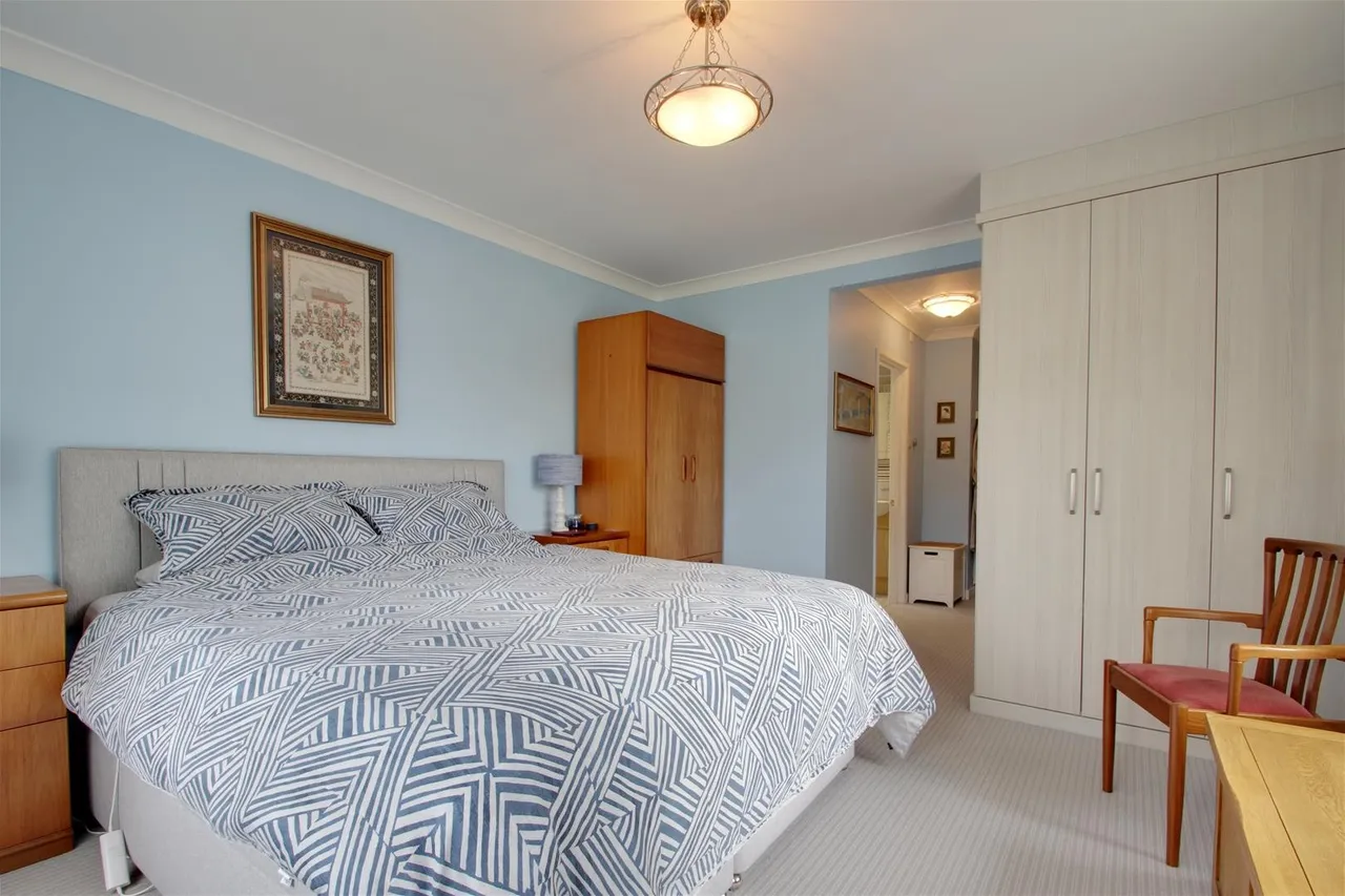 Alinora Crescent, Goring-By-Sea, Worthing, photo 11