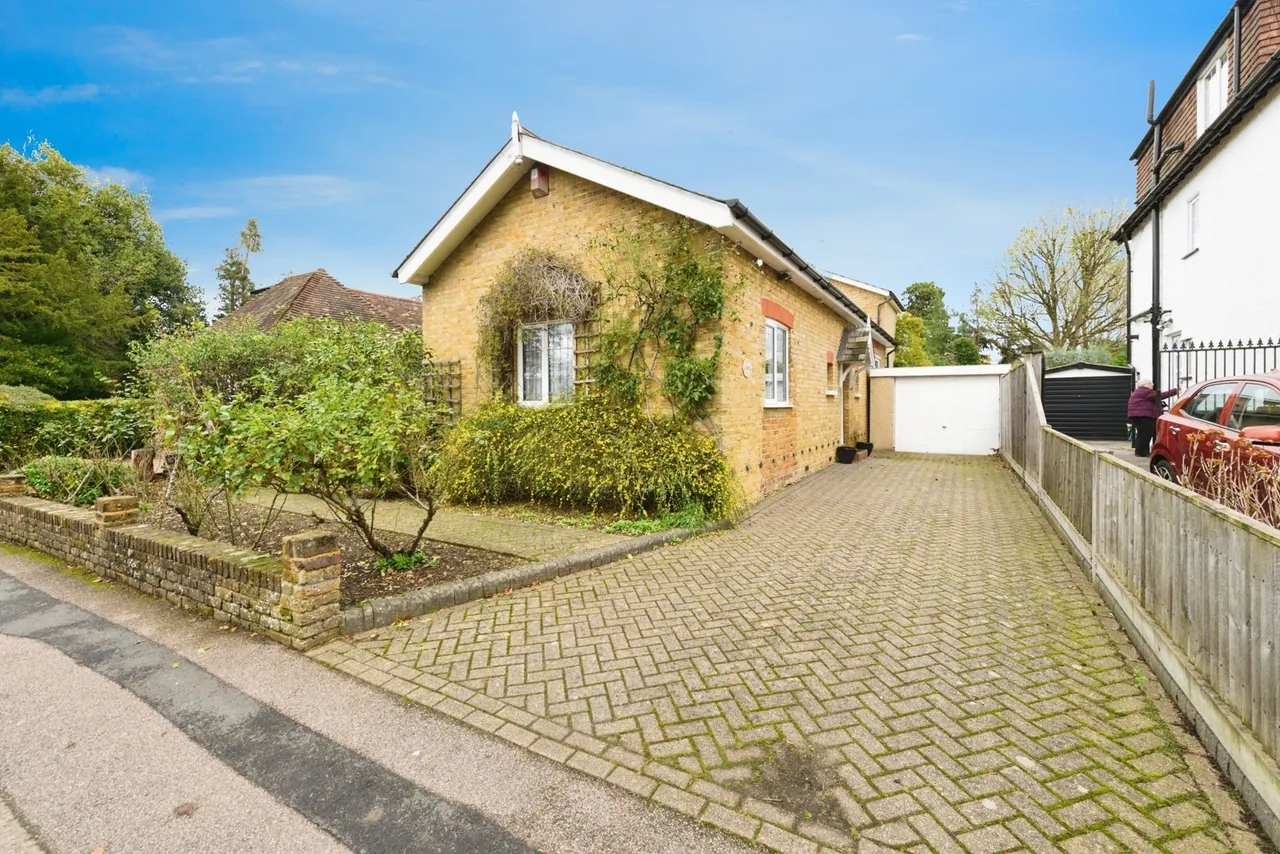 Hayes Lane, Kenley, CR8, photo 9