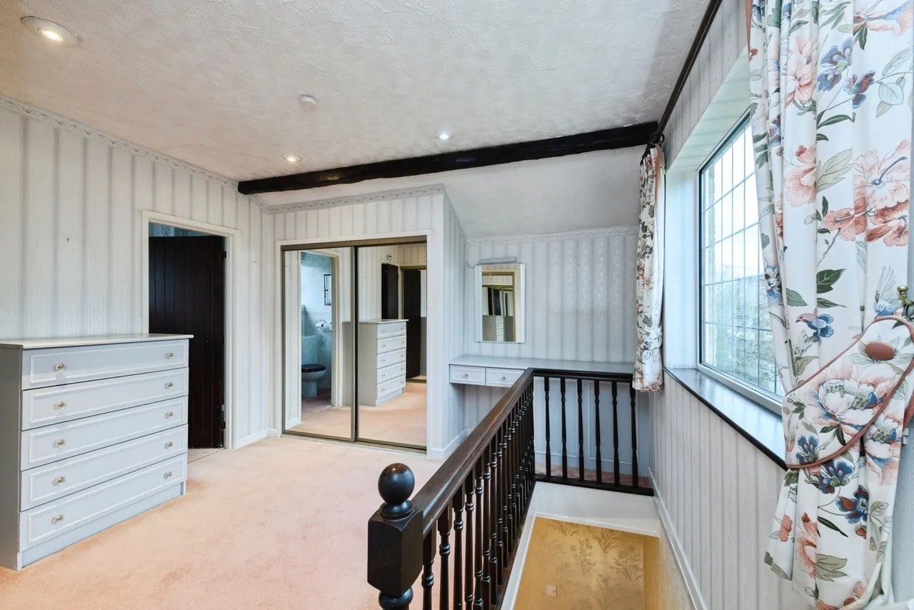 Hayes Lane, Kenley, CR8, photo 12