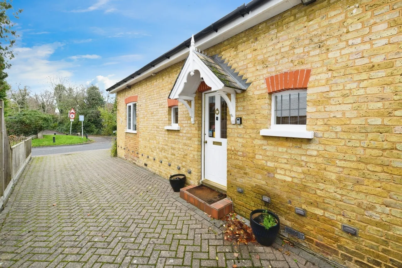 Hayes Lane, Kenley, CR8, photo 20