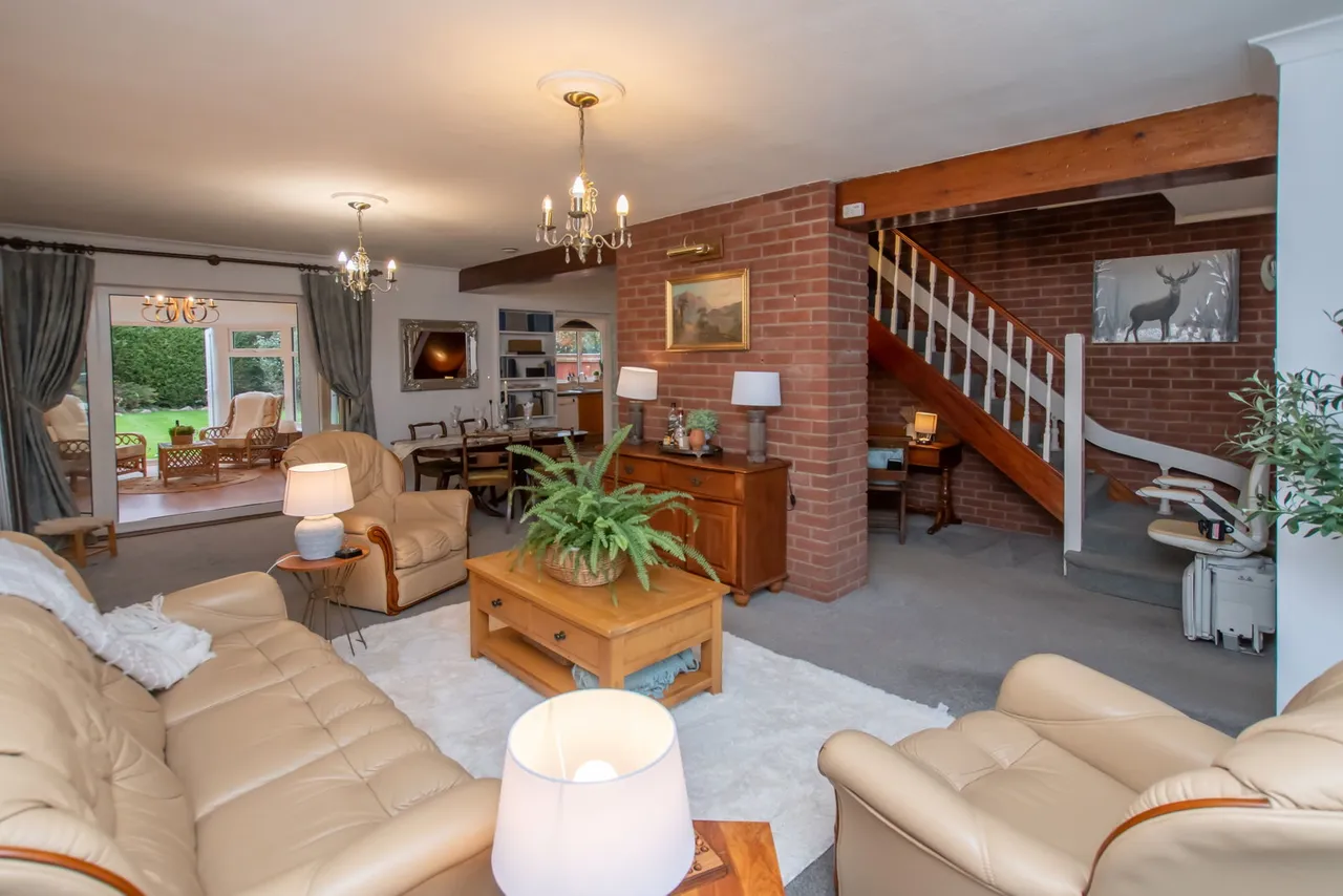 Woodrow Park, Grimsby, DN33 2EF, photo 3