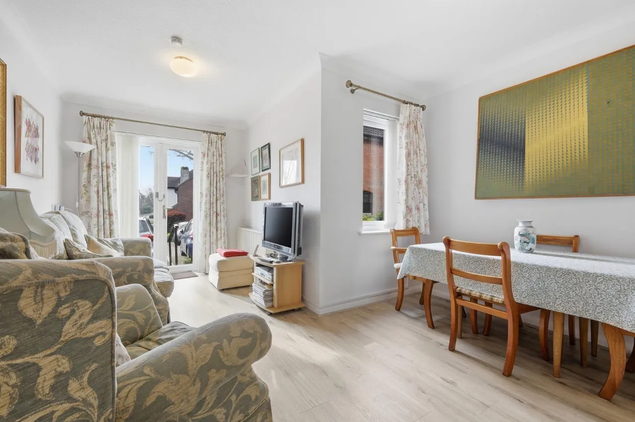 Chelmsford Road, Shenfield, CM15, photo 4