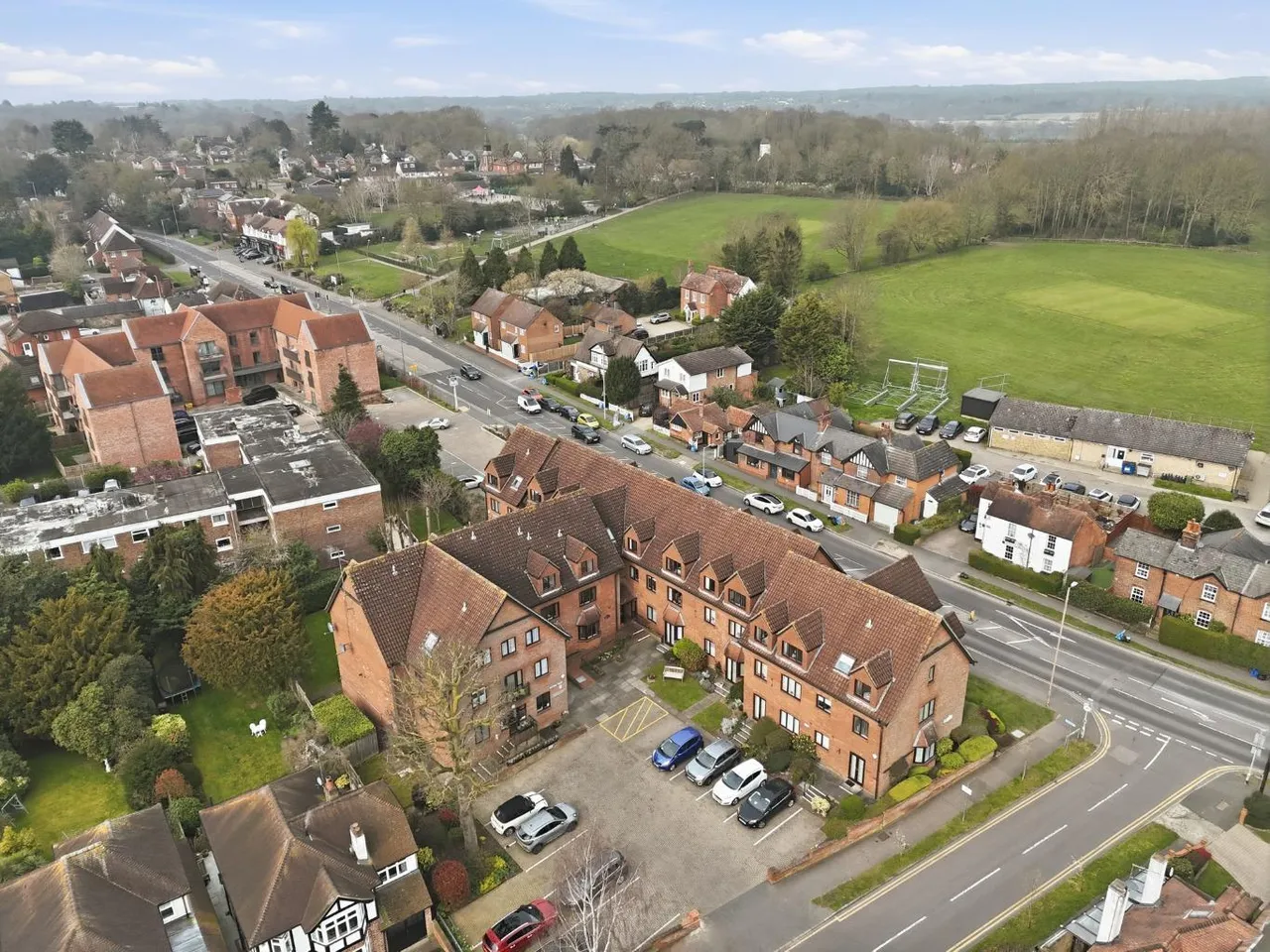 Chelmsford Road, Shenfield, CM15, photo 2