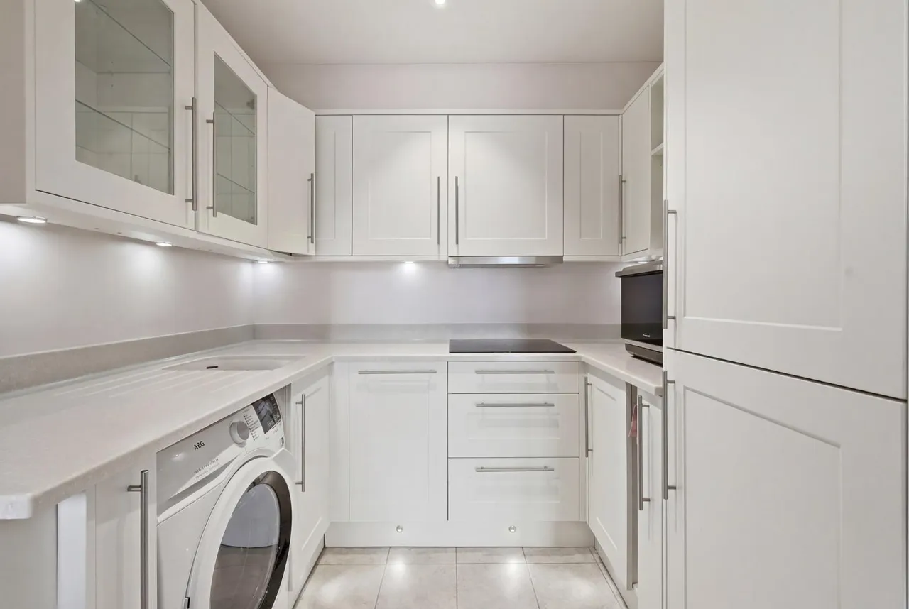 Chelmsford Road, Shenfield, CM15, photo 6
