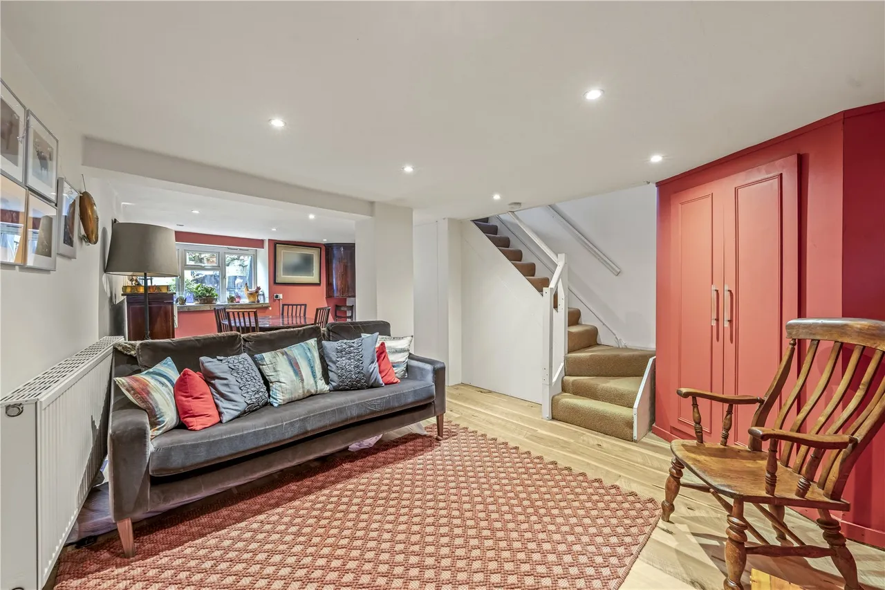 Wick Road, Teddington, TW11 9DW, photo 7