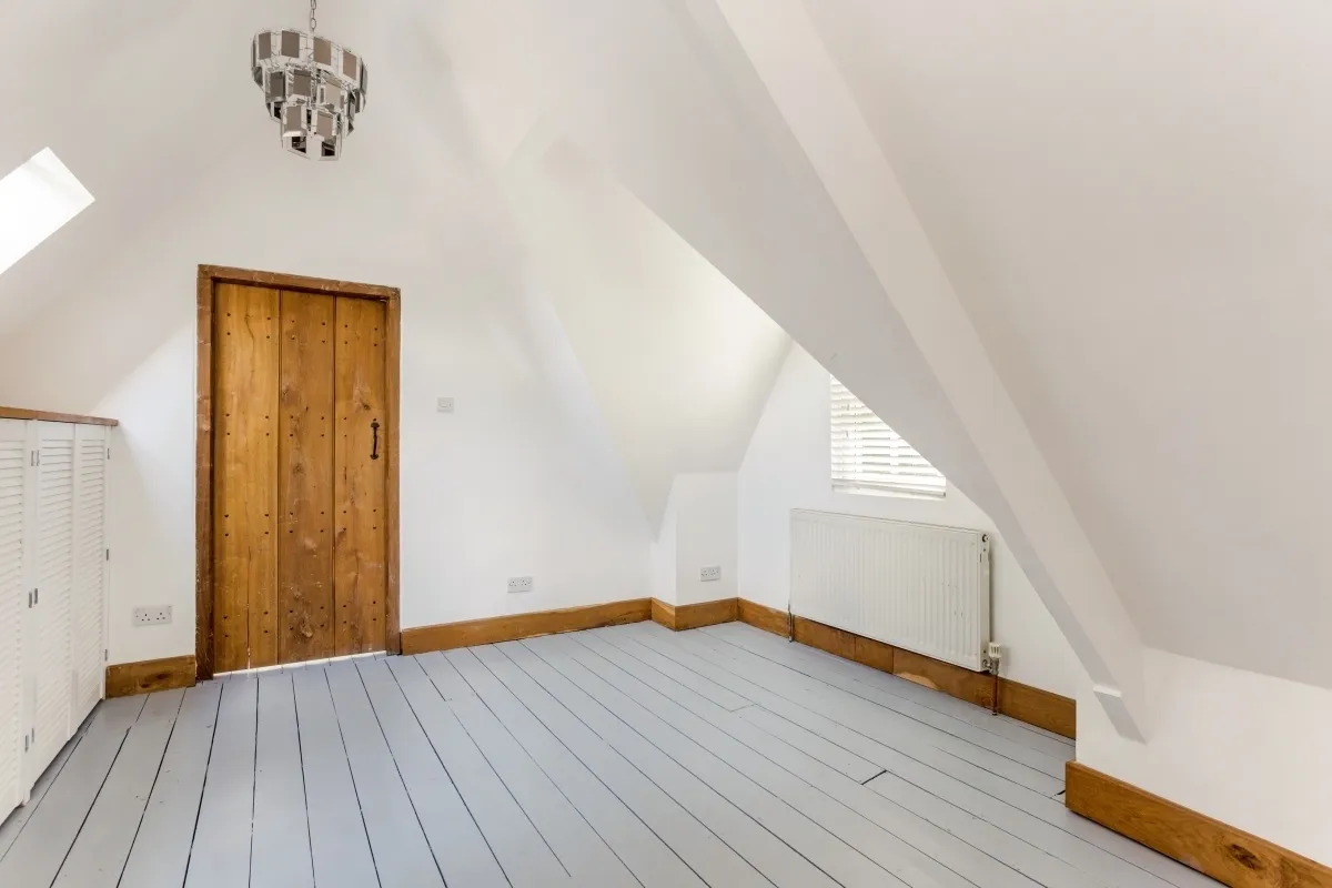 Underwood Road, Caterham, CR3, photo 6