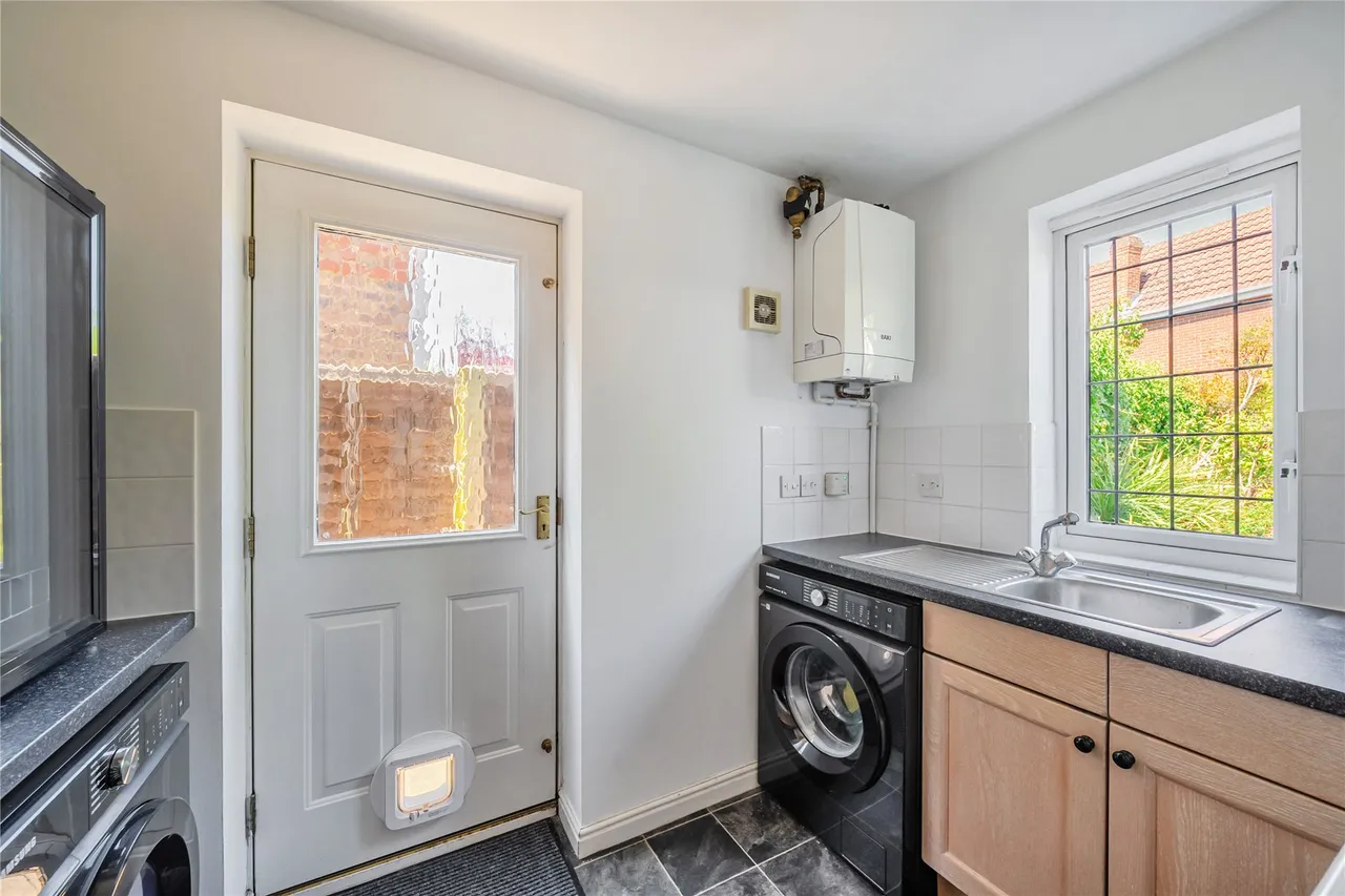Danesfield, Send Marsh, GU23, photo 9