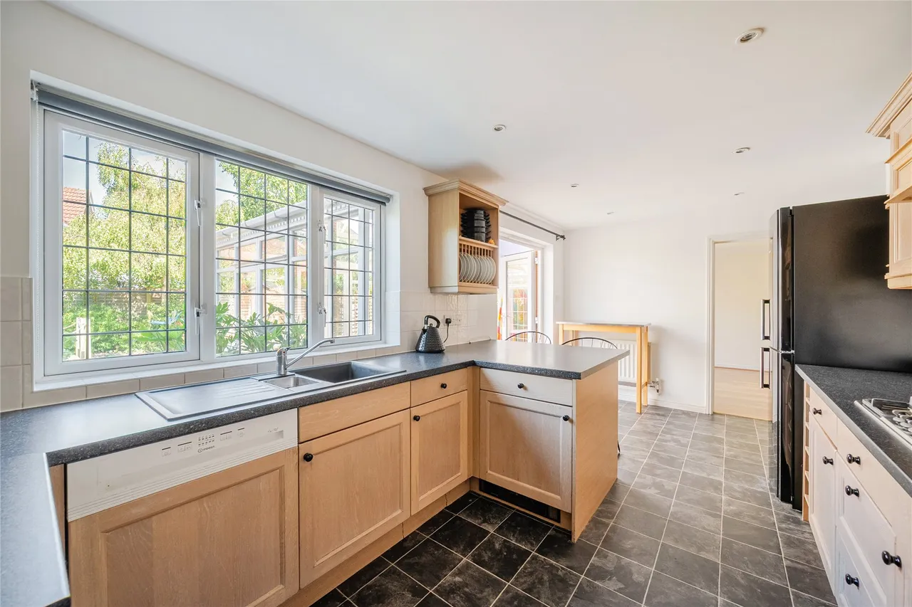 Danesfield, Send Marsh, GU23, photo 6