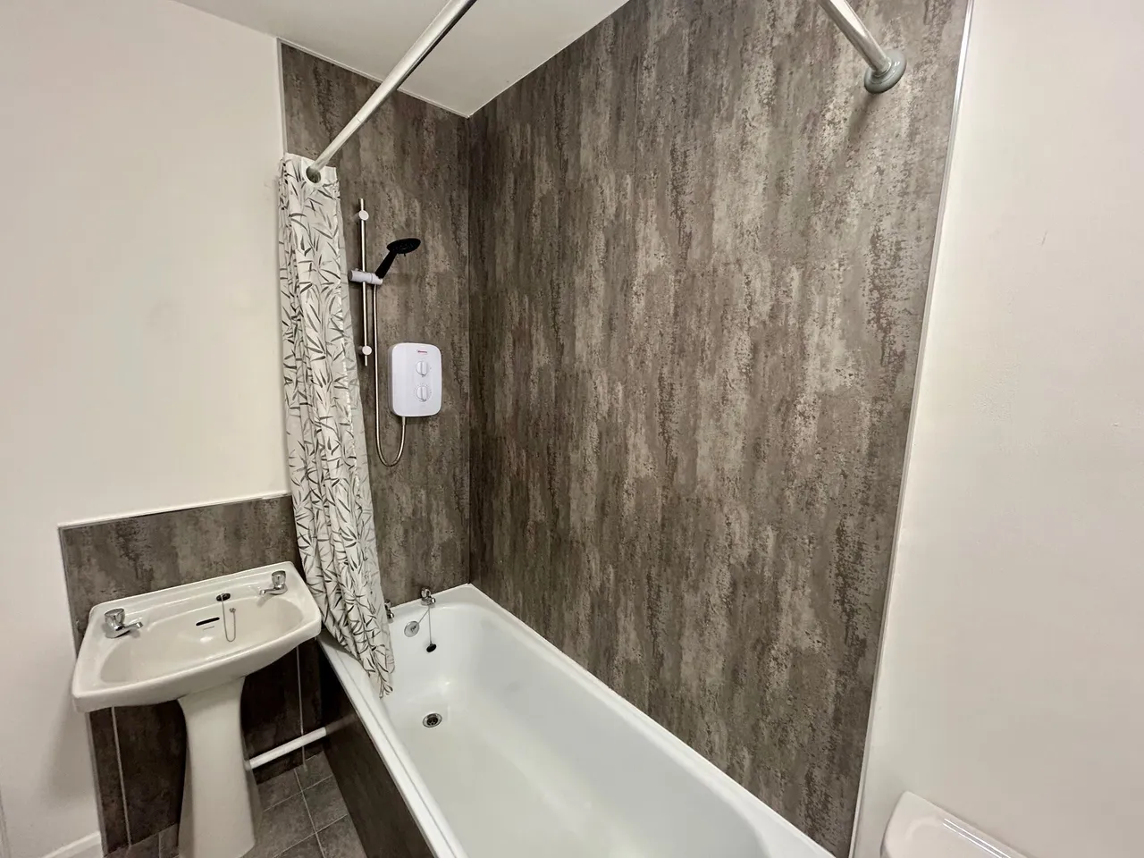 King Street North, Whittingon Moor, S41, photo 8