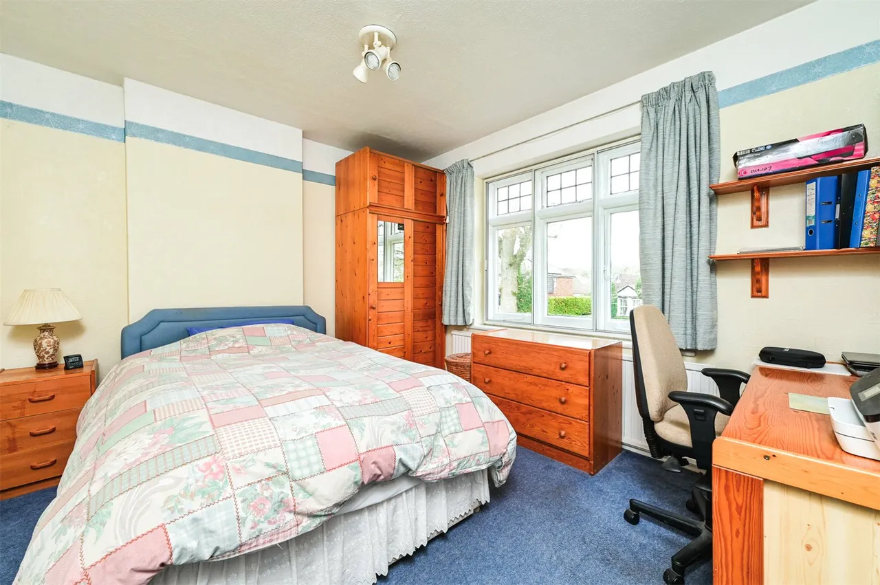Mytchett Road, Mytchett, Camberley, Surrey, GU16 6ET, photo 11