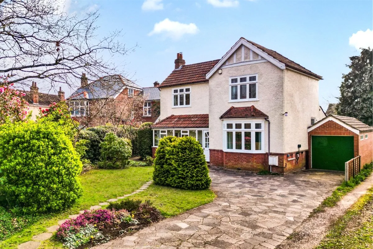 Mytchett Road, Mytchett, Camberley, Surrey, GU16 6ET, photo 18