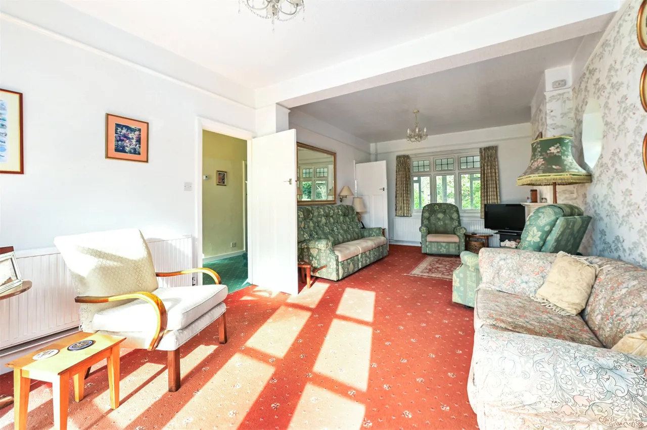 Mytchett Road, Mytchett, Camberley, Surrey, GU16 6ET, photo 6