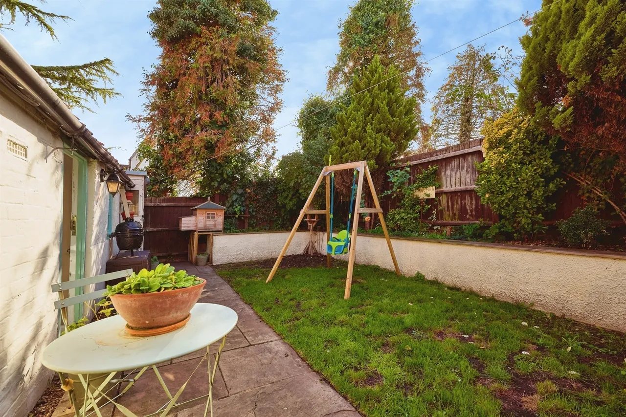North Street, Stilton, PE7, photo 12