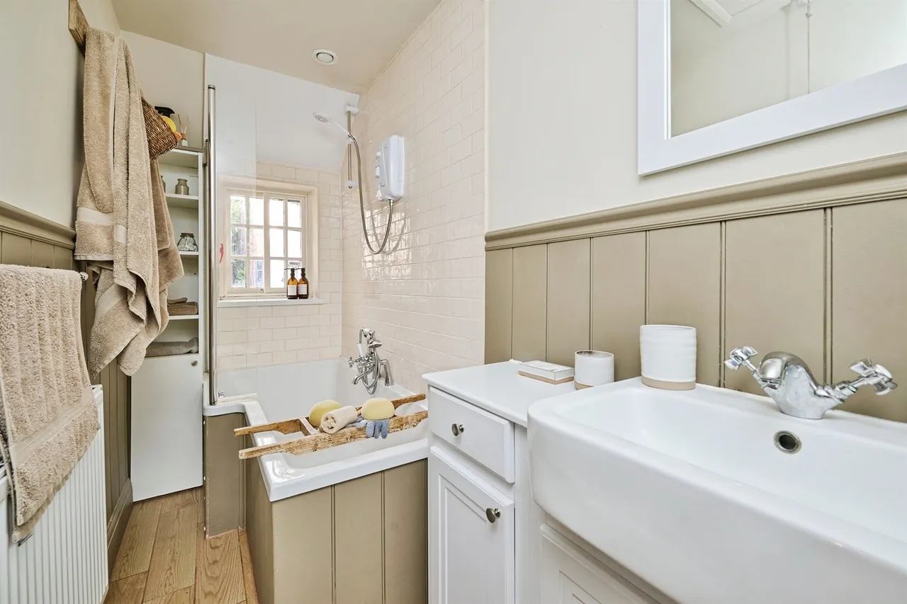 North Street, Stilton, PE7, photo 15
