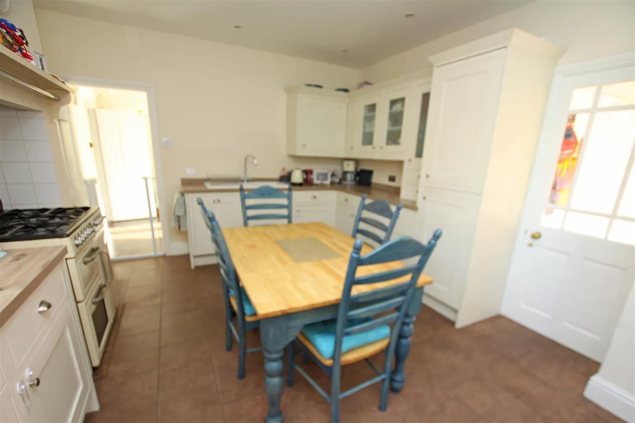 Nursery Road, Bournemouth, photo 8