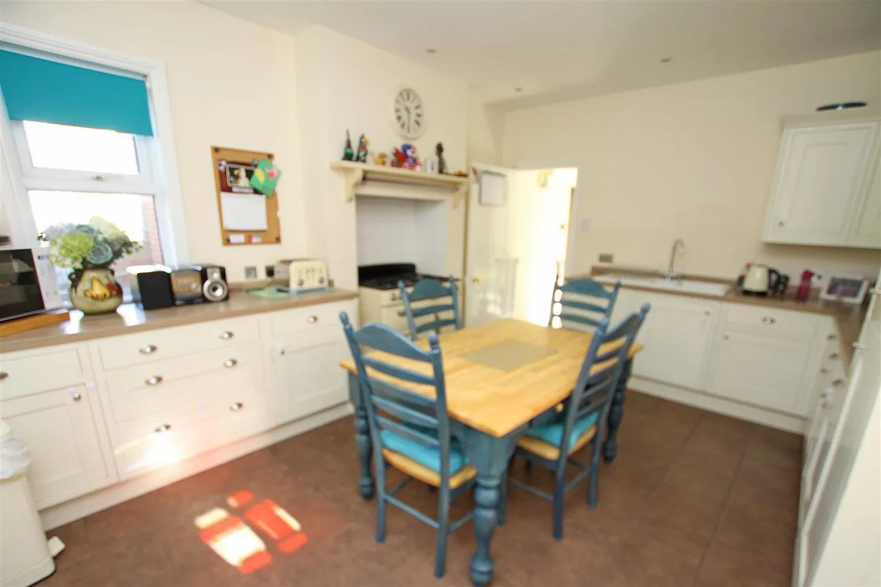 Nursery Road, Bournemouth, photo 7