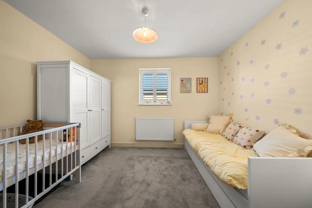 Annett Road, Walton-On-Thames, KT12, photo 8