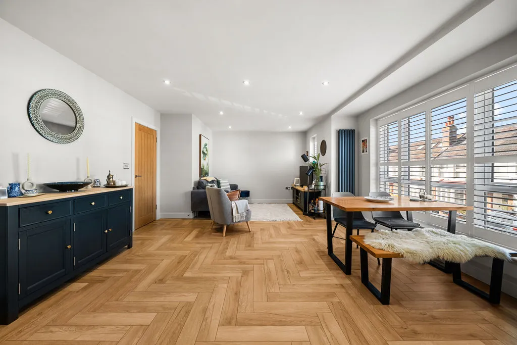 Annett Road, Walton-On-Thames, KT12, photo 4