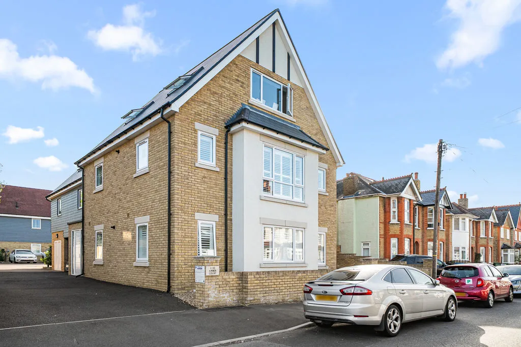 Annett Road, Walton-On-Thames, KT12, photo 3
