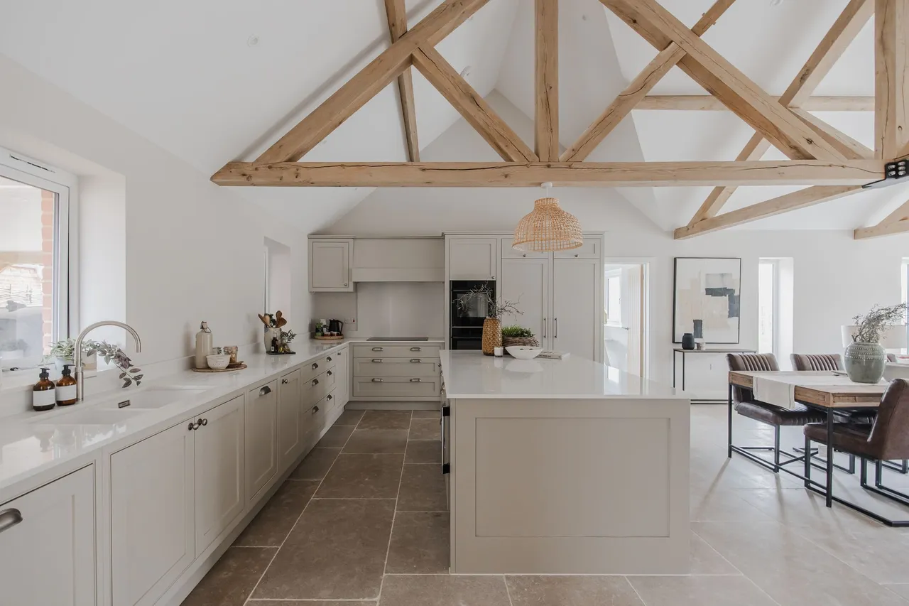 Impressive New Home, The Old Farmyard, photo 5