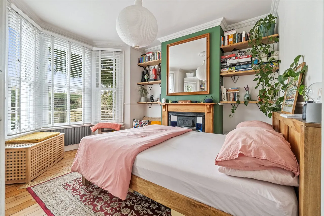Percy Road, Hampton,, TW12 2LD, photo 5