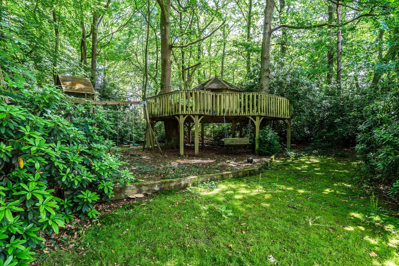Goodley Stock Road, Crockham Hill, TN8, photo 14