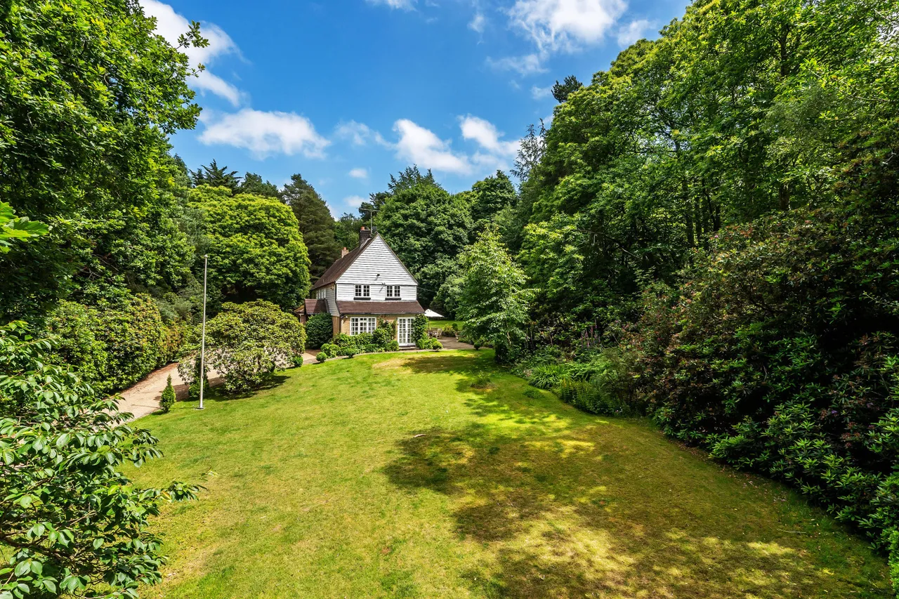 Goodley Stock Road, Crockham Hill, TN8, photo 8