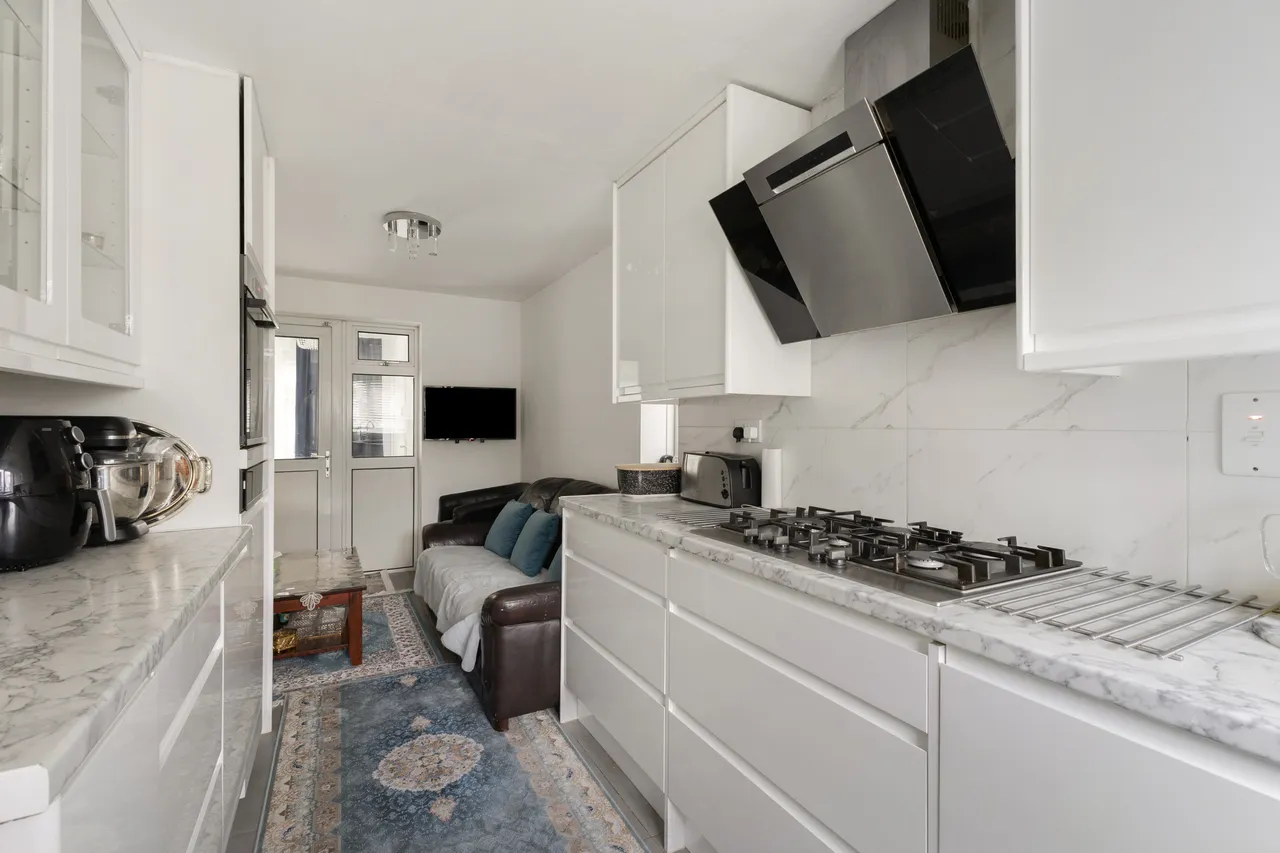 Robb Road, Stanmore, HA7, photo 11