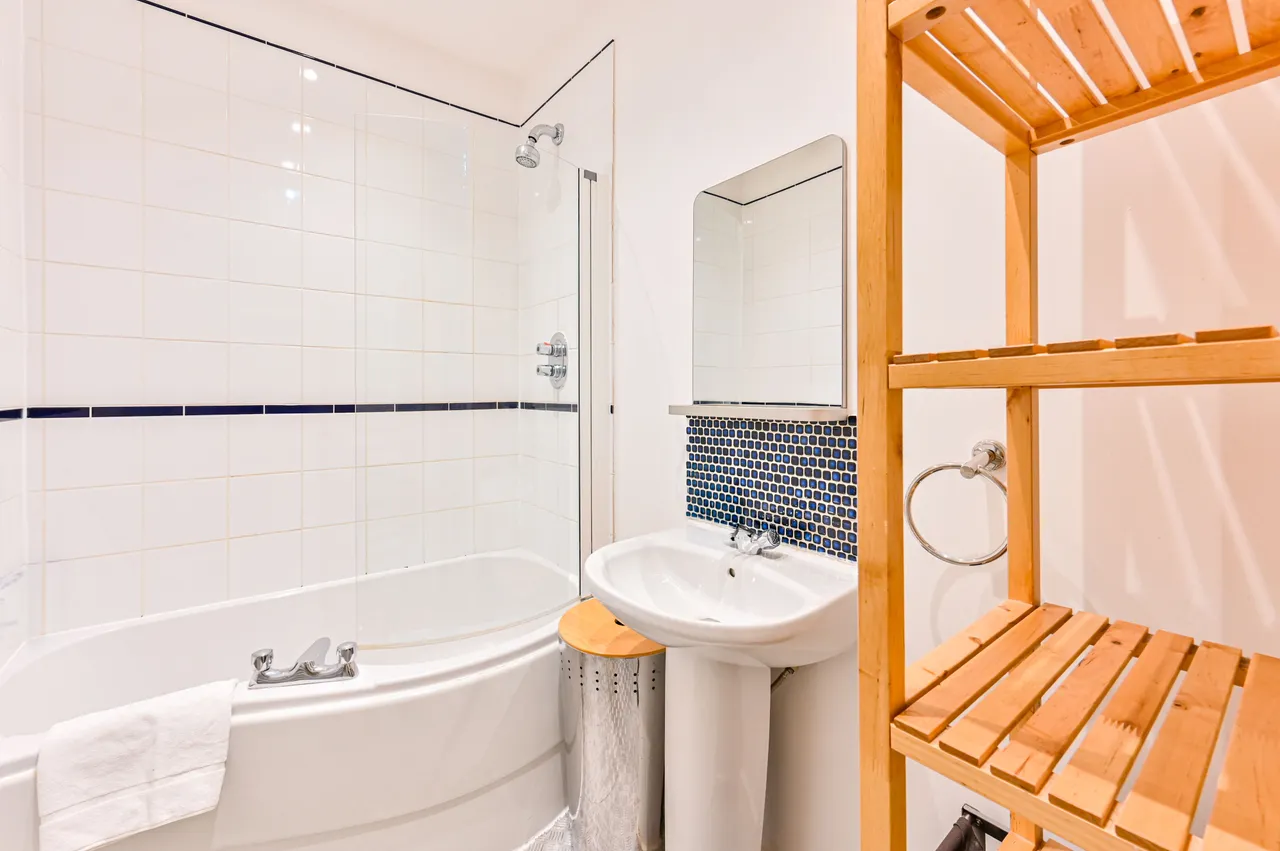 Ground Floor, 1 Palliser Road, London, photo 9
